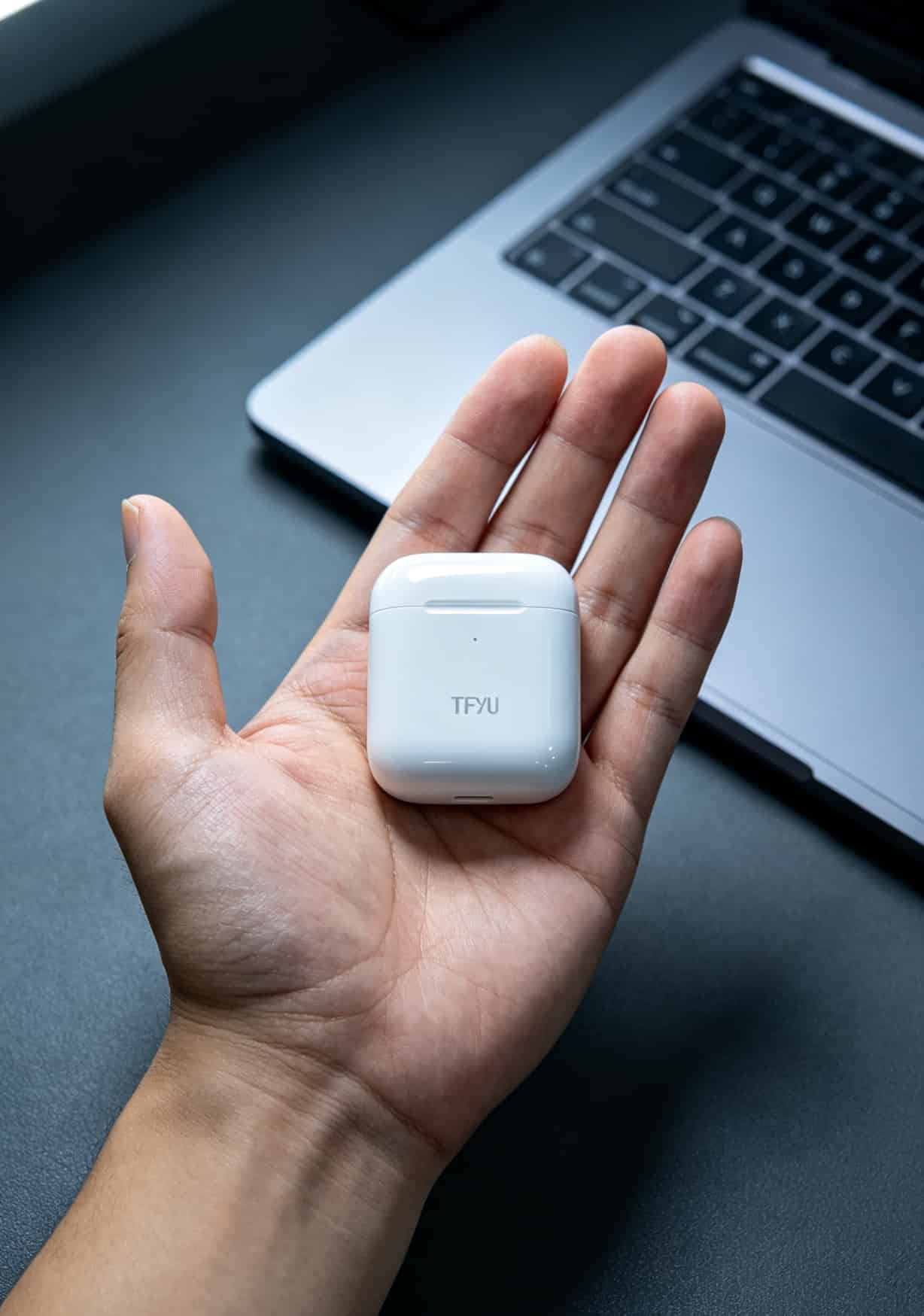 一张39元通用流量卡,我换了4个中兴随身WiFi,选对型号月省一半钱 中兴U50 Pro 5G随身WiFi正面